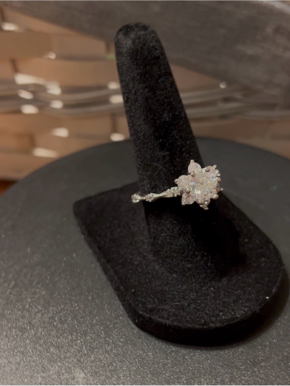 Sterling Silver Sparkling White/Clear Floral Cluster Ring - Women Jewelry